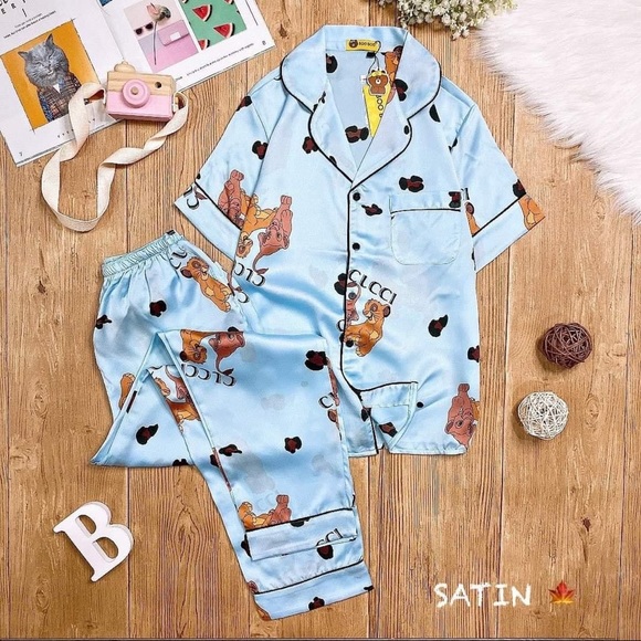 Pijamas - Picture 8 of 16